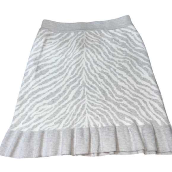 Anthropologie Dolan Zebra Animal Print Knit Ruffle Sweater Mini Skirt Sz Medium - Picture 1 of 9